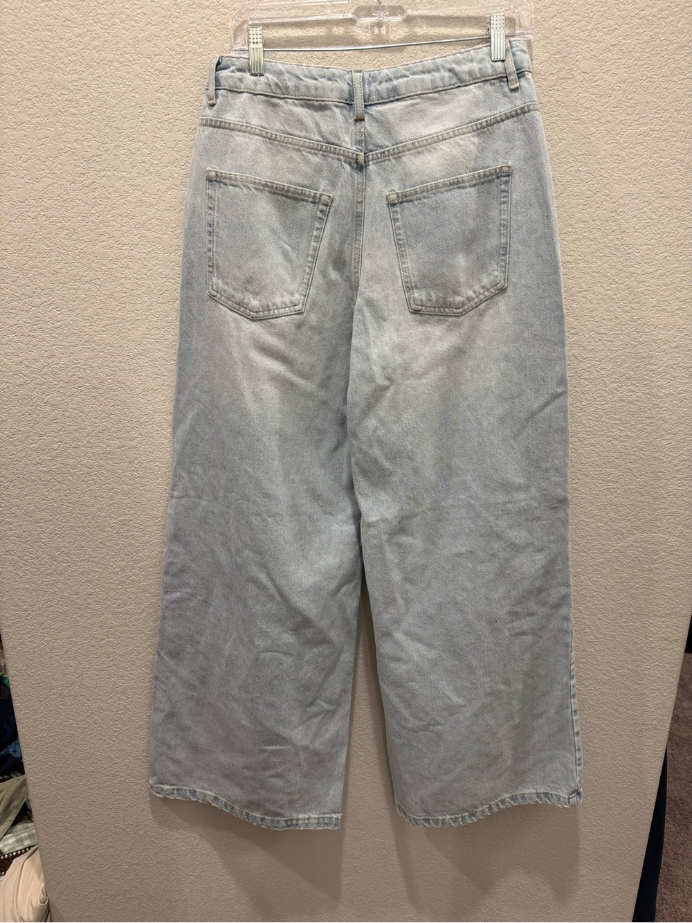 LC WAIKIKI Wide Leg High-Rise Light Blue Jeans for Women - Picture 3 of 6